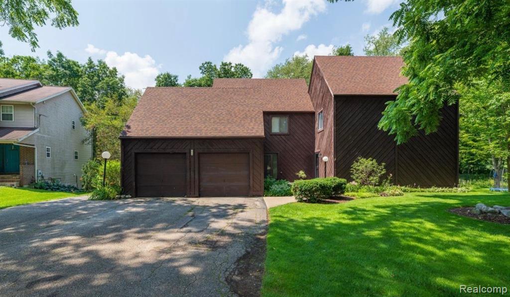 279 B Fairway Court — photo