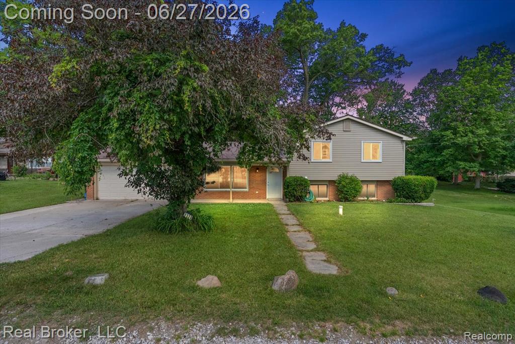 8320 Hillpoint Drive — photo