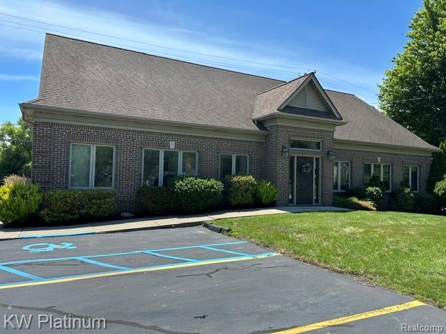 975 Fred W Moore Highway — photo