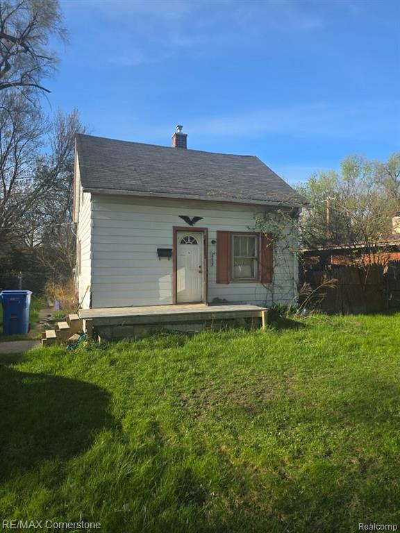 28658 Glenwood Street — photo