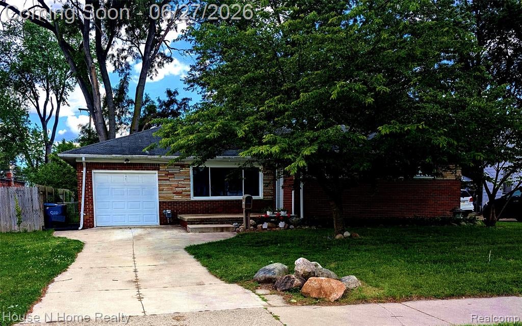 3998 Capitol Avenue — photo