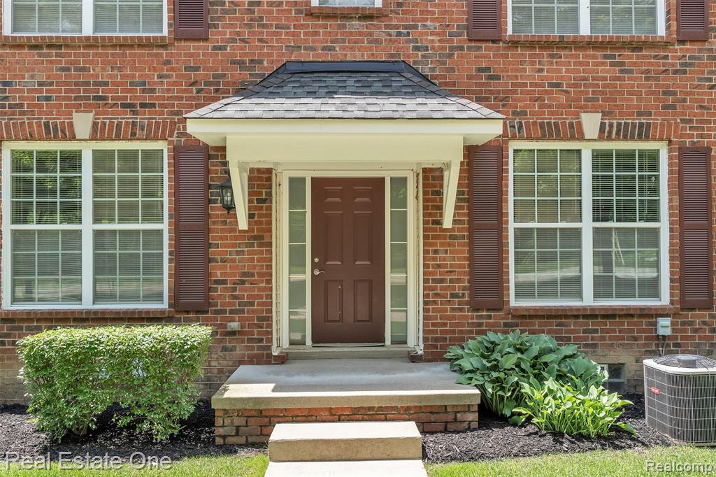 41590 Mitchell Road — photo