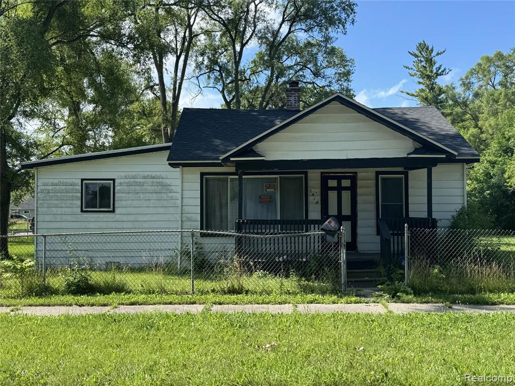 2418 Morris Street — photo