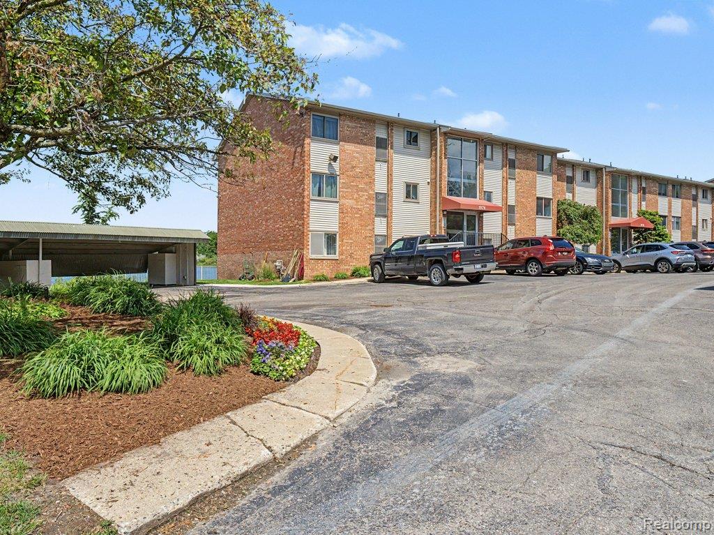 1974 Klingensmith Road 4 — photo