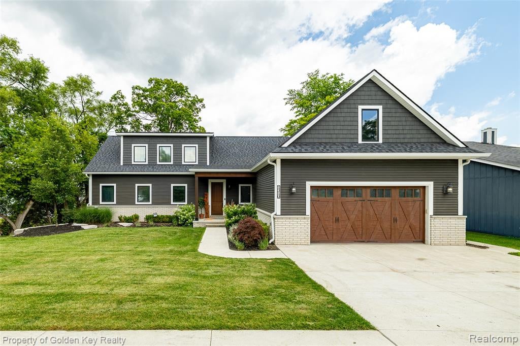 1210 W Oakley Park Road — photo