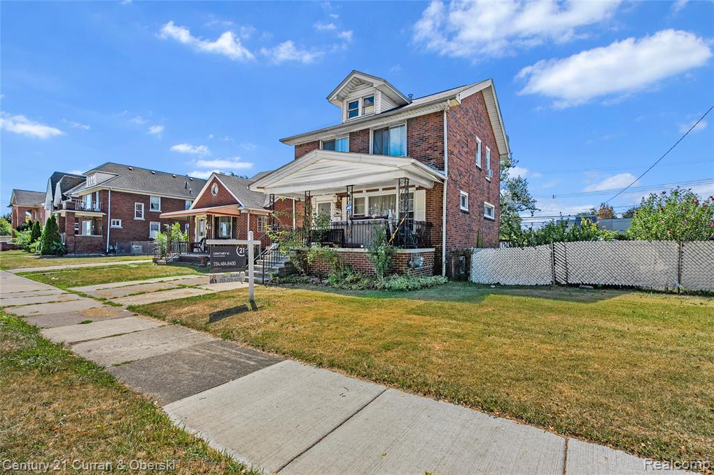 7261 Kentucky Street — photo