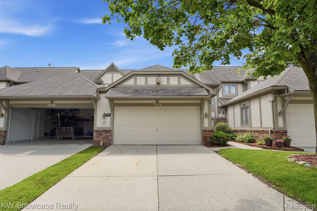 42289 Saratoga Circle — photo