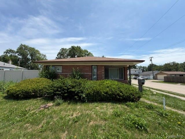 24502 Tuscany Avenue — photo