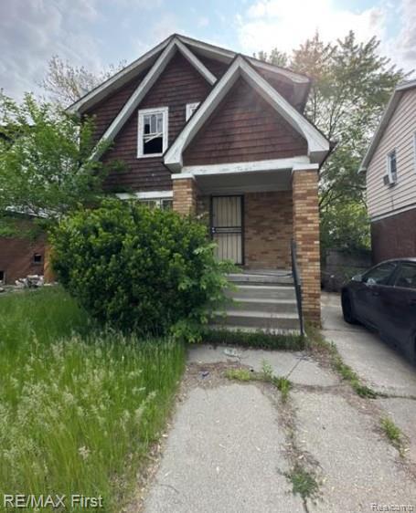 15384 Lesure Street — photo
