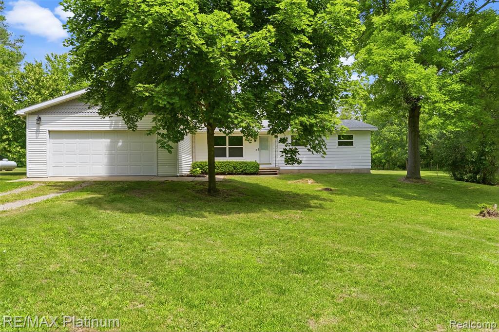 8370 W Rolston Road — photo