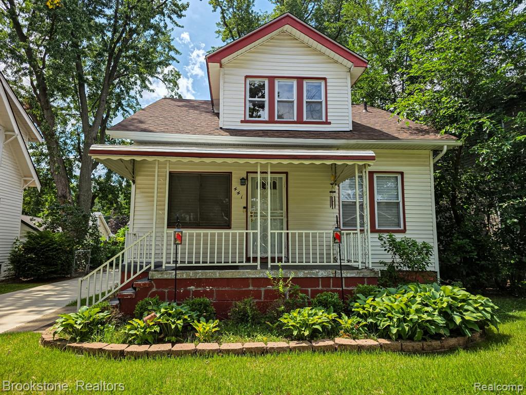 441 W Troy Street — photo
