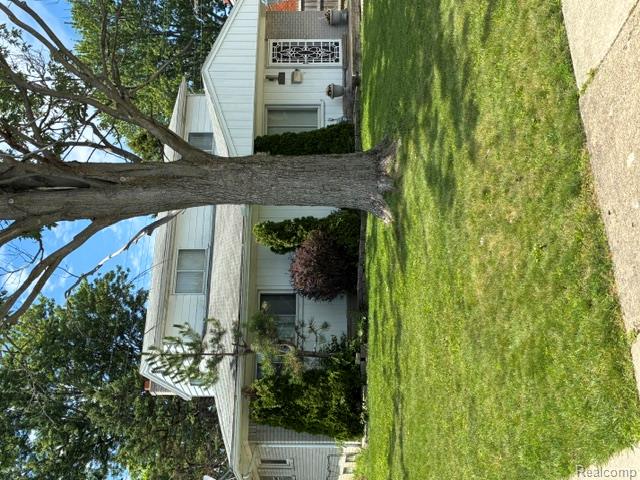 29249 Everett Street — photo