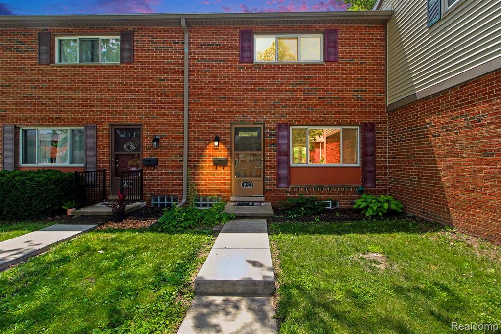 3023 Wolverine Drive — photo