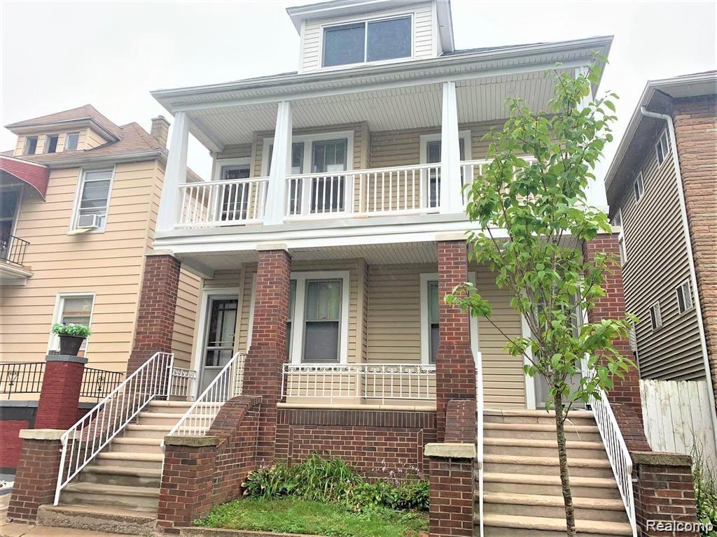 9461 Mitchell Street — photo