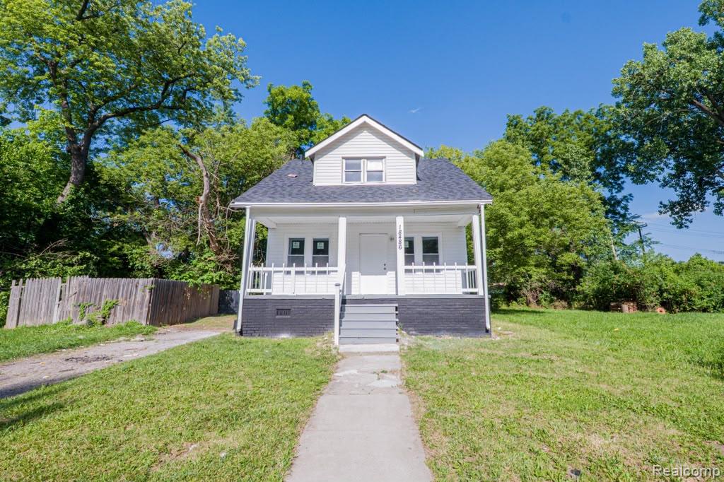 18486 Trinity Street — photo