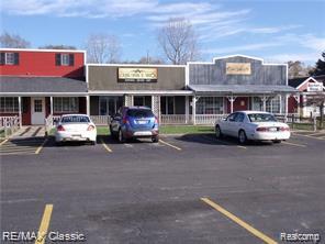 1419 S Milford Road — photo