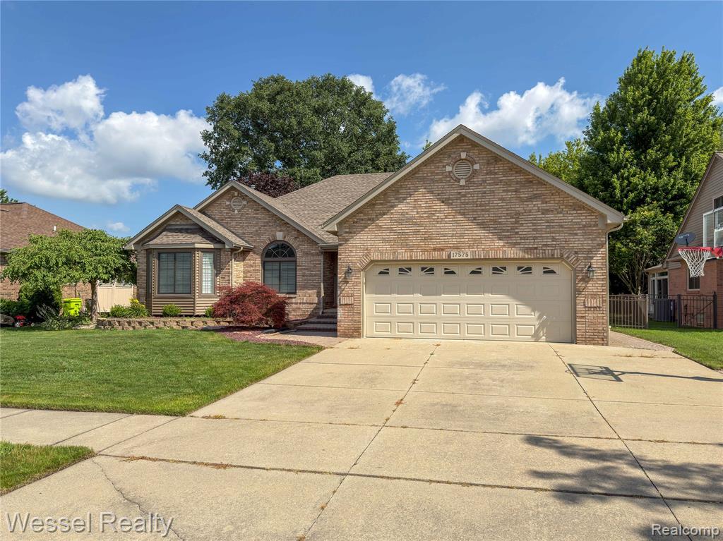 17575 Rocco Drive, Macomb, MI 48044 — photo 3