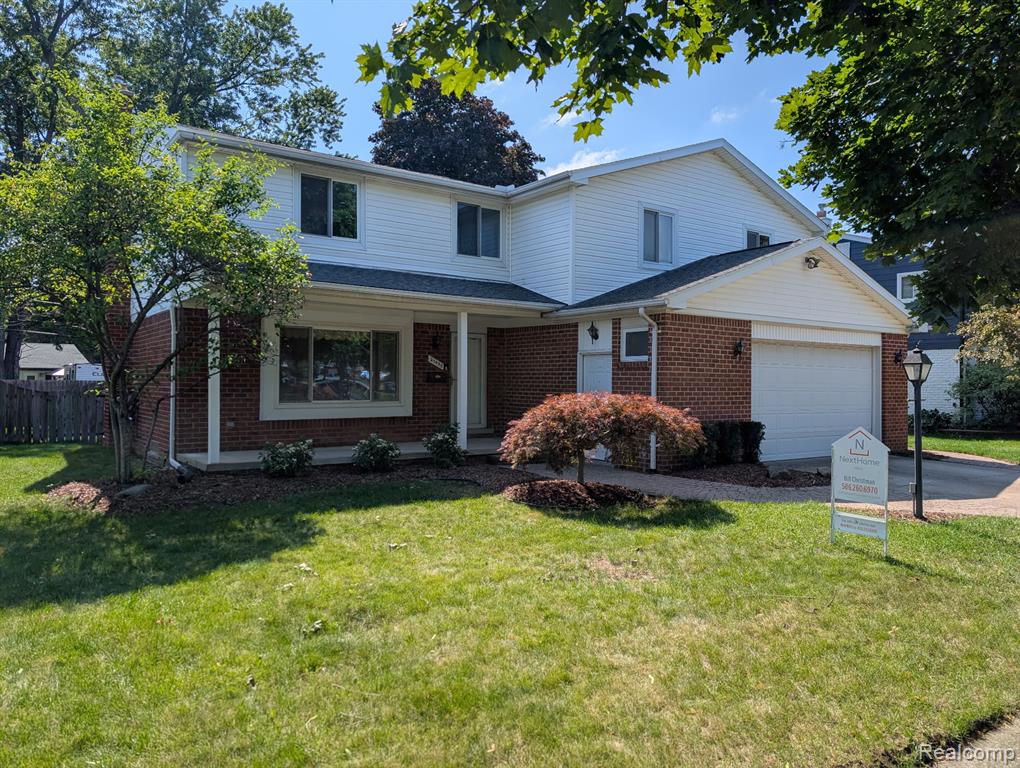 27450 Crestwood Drive — photo
