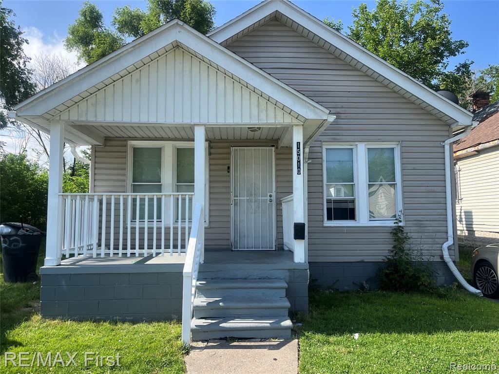 15010 Lappin Street — photo