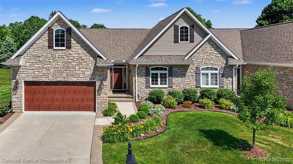 56 Fox Hollow Drive — photo