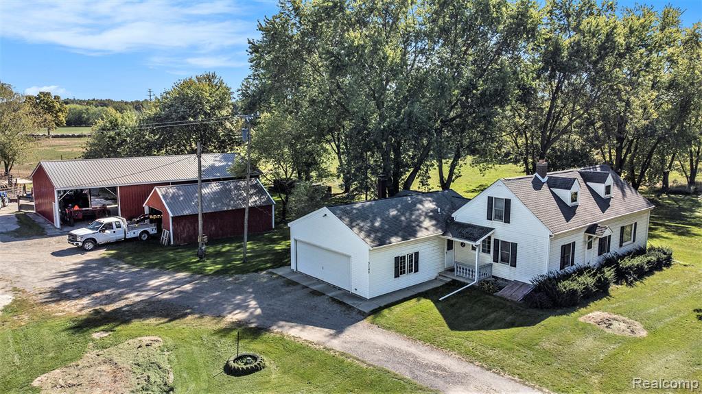 3145 Cedar Lake Road — photo