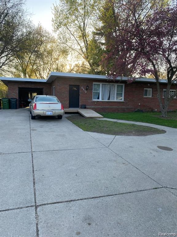 51575 Shelby Road — photo