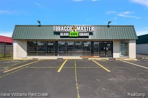 36333 Groesbeck Highway — photo