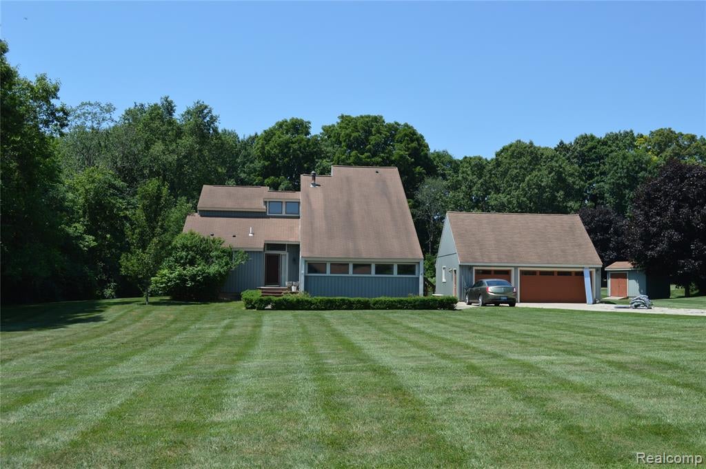 10055 Walnut Hill Drive — photo