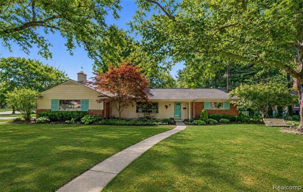 23270 Fleming Drive — photo