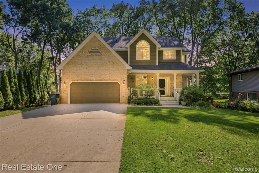 2475 Horace Street — photo