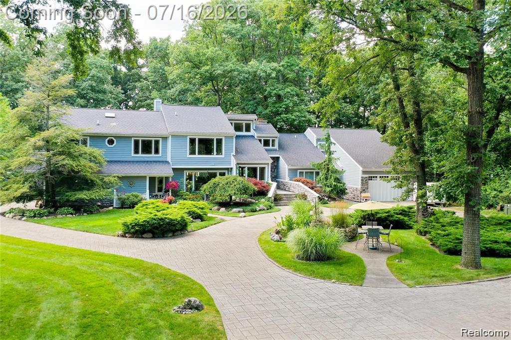 29474 East River Road — photo