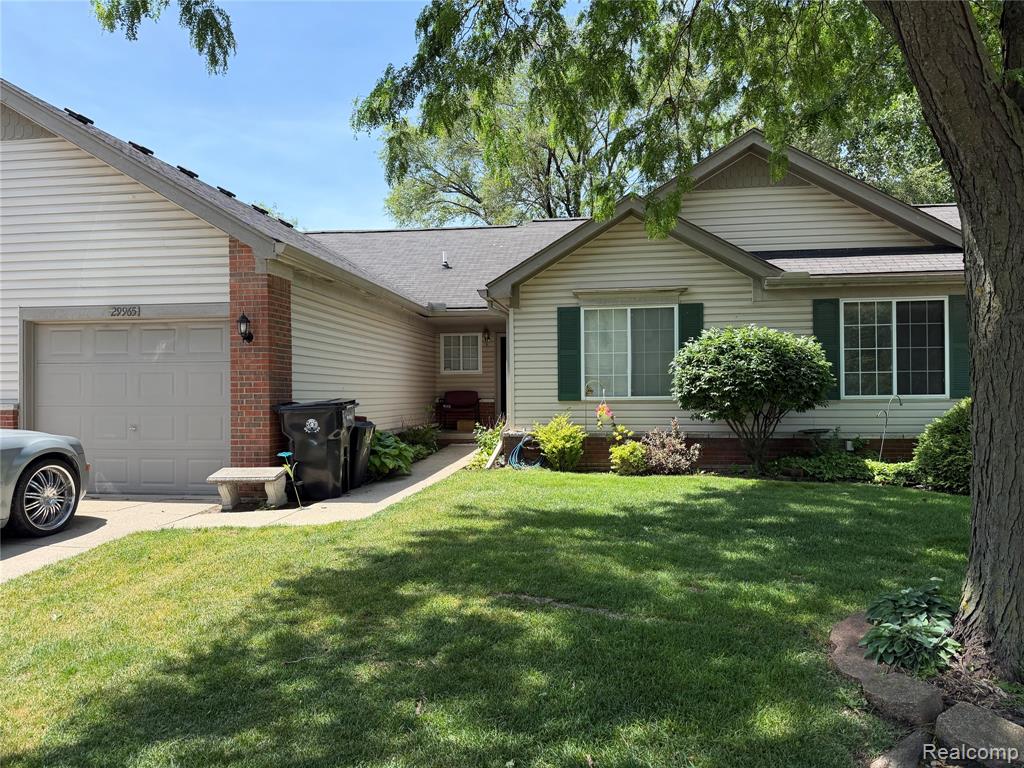 29965 Kenwood Court — photo