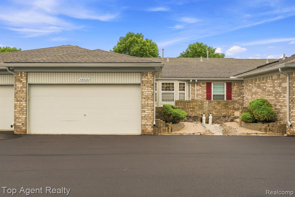 48659 Sundance Court — photo