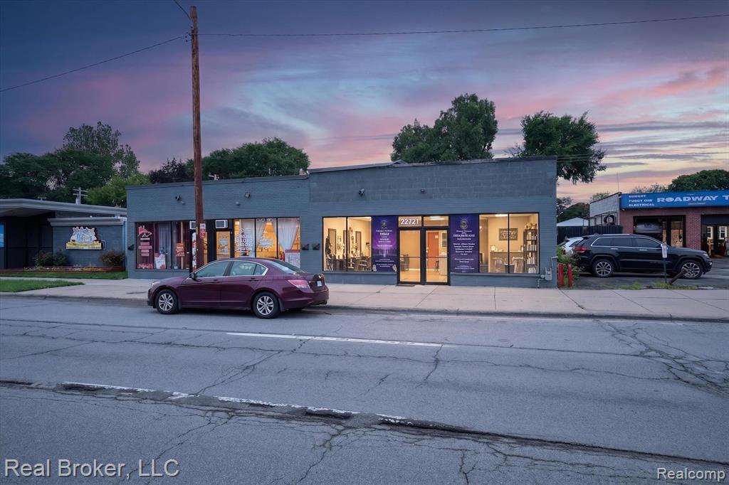 22721 Plymouth Road — photo