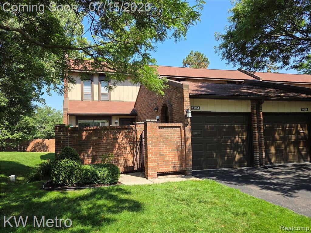 1105 Kirts Boulevard a — photo