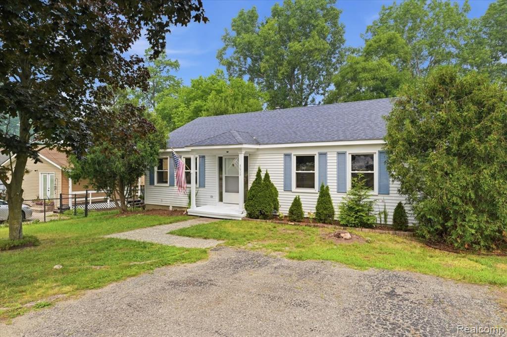 5608 Clinton River Drive — photo