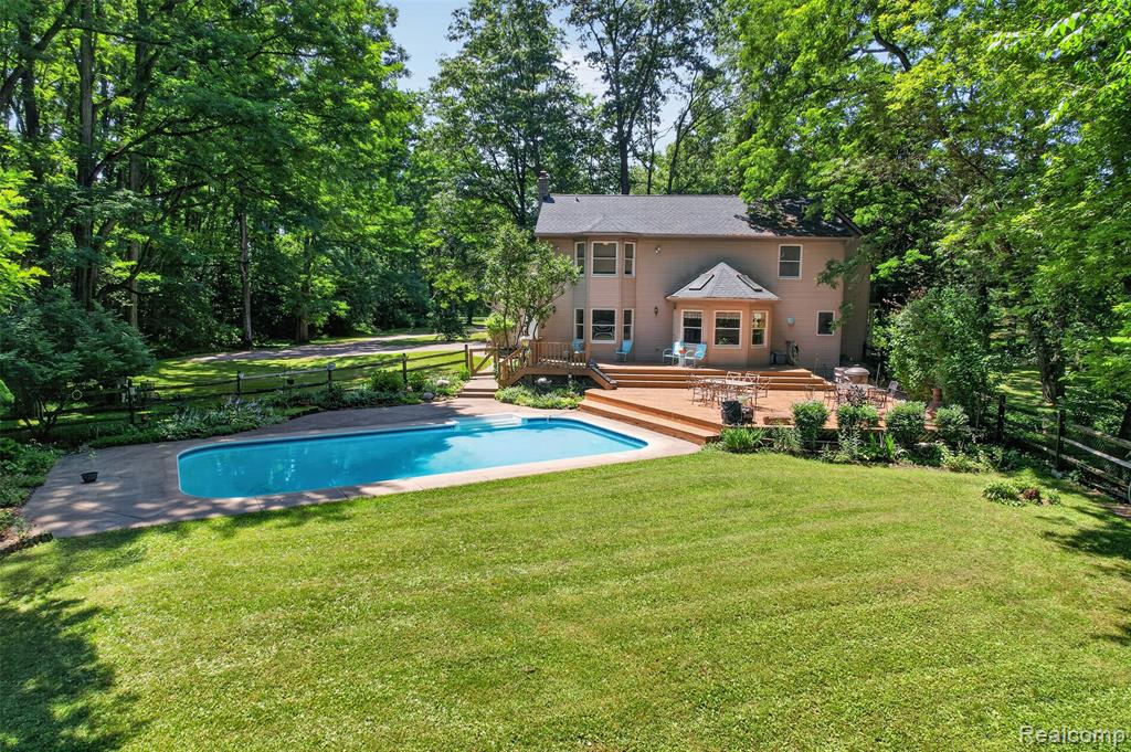 1919 Fox Ridge Drive, Howell, MI 48843 — photo 2