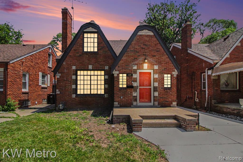 11244 Wayburn Street — photo
