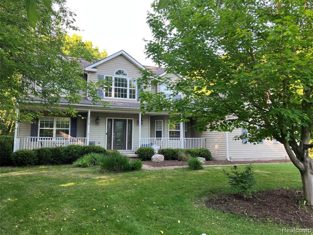 1815 Twin Lakes Boulevard — photo