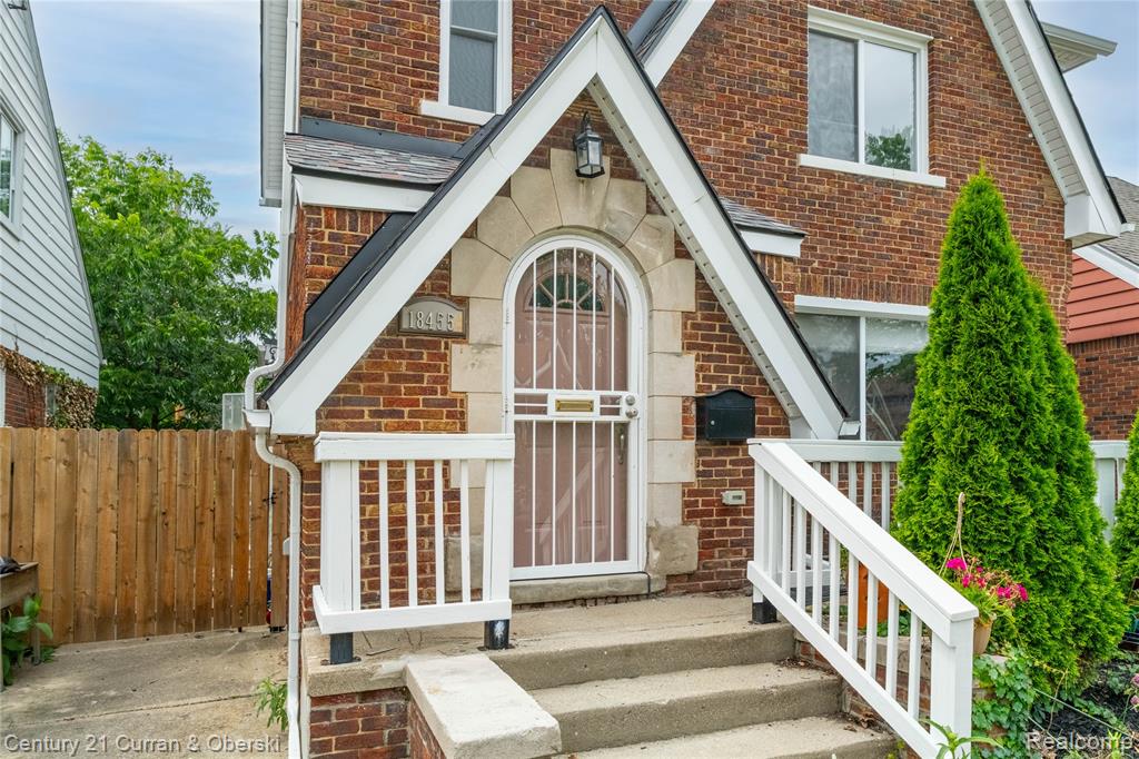 18455 Santa Rosa Drive, Detroit, MI 48221 — photo 2