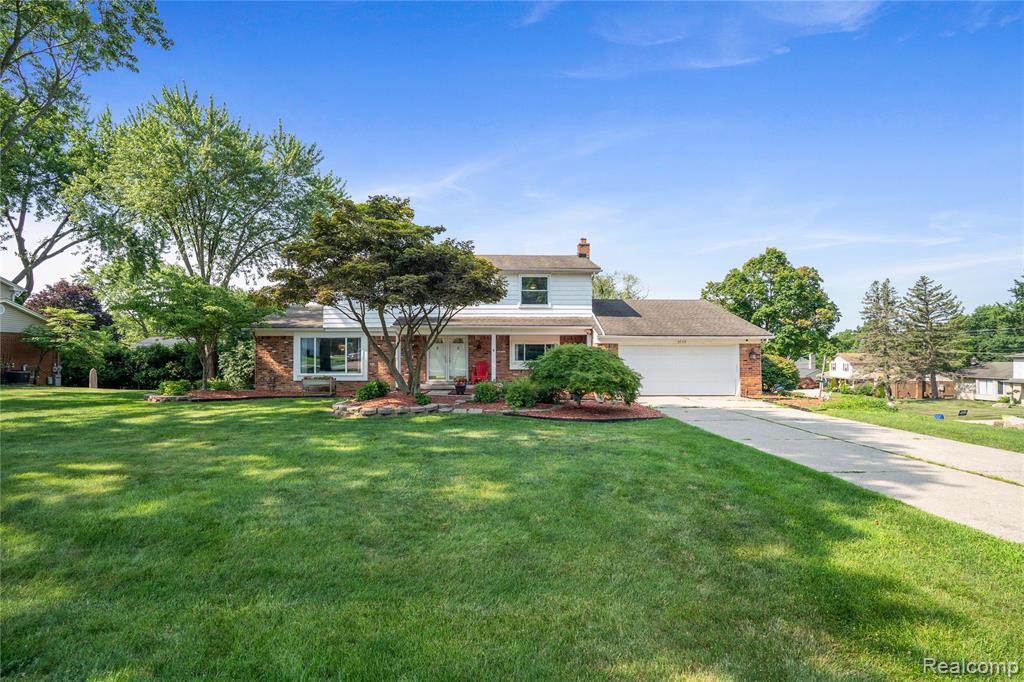 3739 Fife Lane — photo