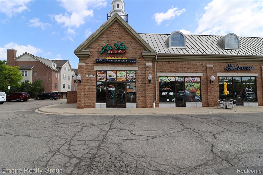 41490 Grand River Avenue — photo