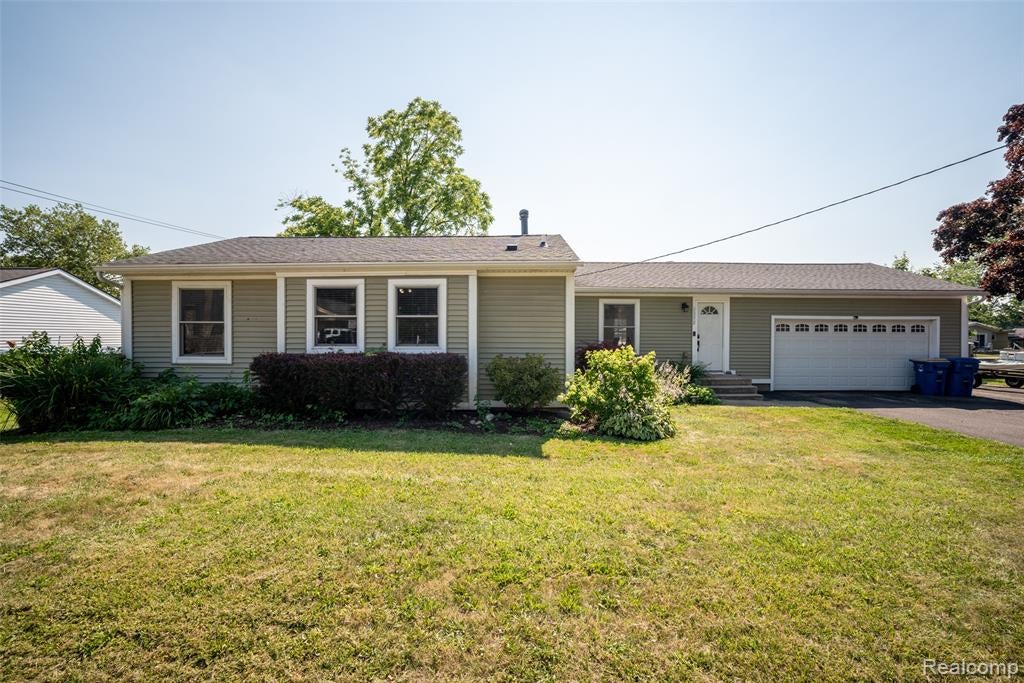 1298 S Cass Lake Road — photo