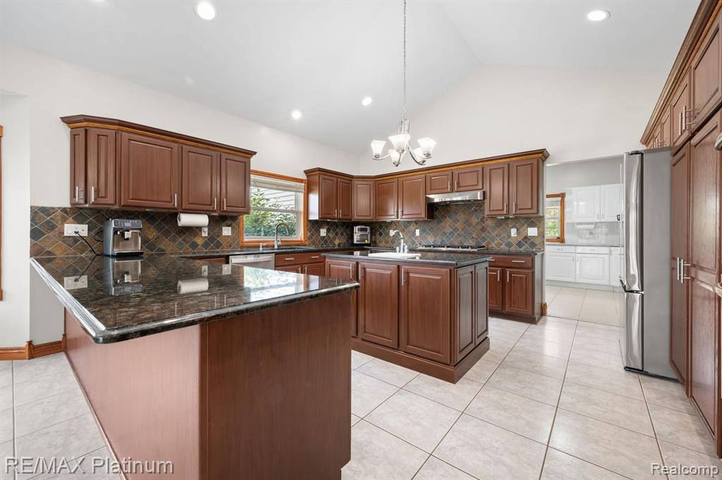 8922 McClements Road, Brighton, MI 48114 — photo 3