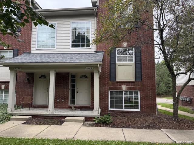 3107 Promenade Circle — photo