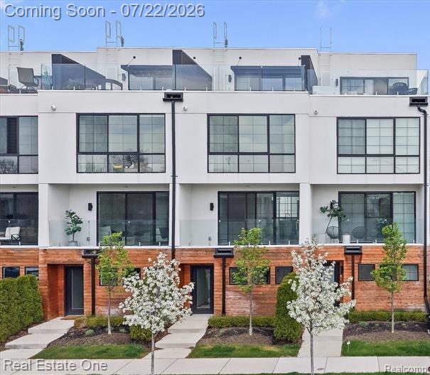 533 E Harrison Avenue 38 — photo