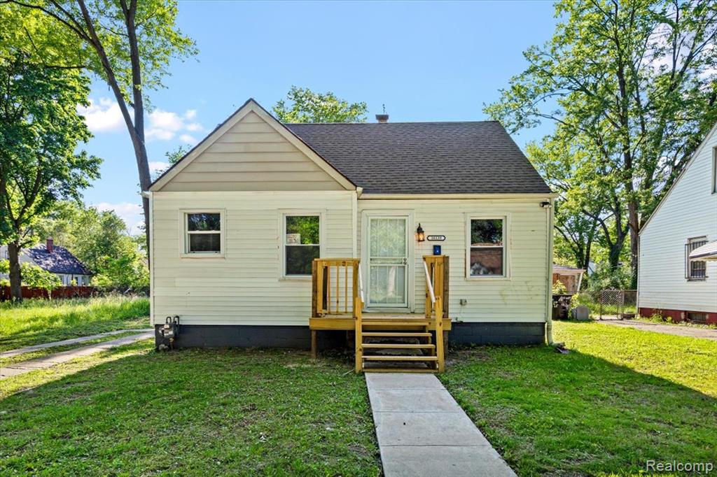 16139 Lamphere Street — photo