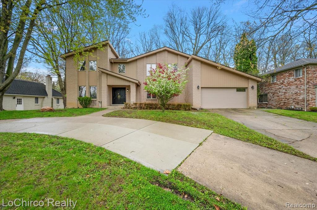 6019 Glen Eagles Drive — photo