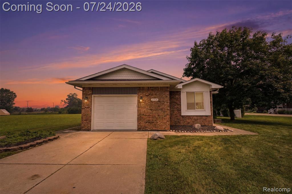 27031 Arsenal Road — photo