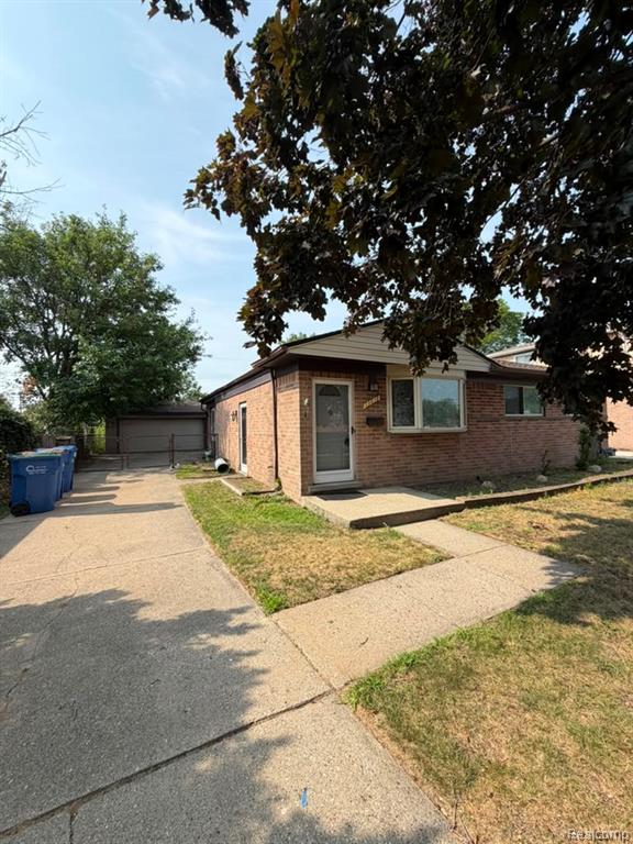 13618 Irene Court — photo